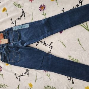 New Eith Tags Levi's Women's Blue Jeans